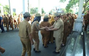 Wali Kota Pematangsiantar Wesly Silalahi, SH, MKn Pimpin Apel Pagi Perdana di Tahun 2026