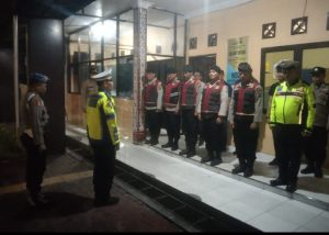 Kanit Gakkum Polres Simalungun Pimpin Siaga Mako Sambil Sosialisasi UU KUHP Baru ke Personel