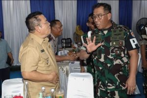 Wali Kota Pematangsiantar Wesly Silalahi, SH, MKn Bersama Komandan Detasemen Polisi Militer (Dandenpom) I/1 Pematangsiantar Mayor CPM Heru Prabowo, SH Sambut Kunker Komandan Pusat Polisi Militer Angkatan Darat (Danpuspomad) Mayjen TNI Eka Wijaya Permana SH dan jajarannya, di Markas Denpom I/1 Pematangsiantar